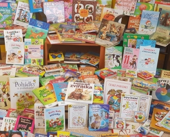 Celkem 115 dětských knih sesbírali rodiče a děti v Ostravě během listopadu 2019